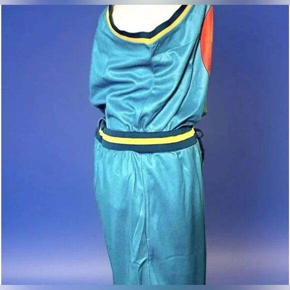 NWT Nostalgic Warner Brothers Space Jam Tune Squad Basketball Jersey Short Set M - Picture 5 of 10